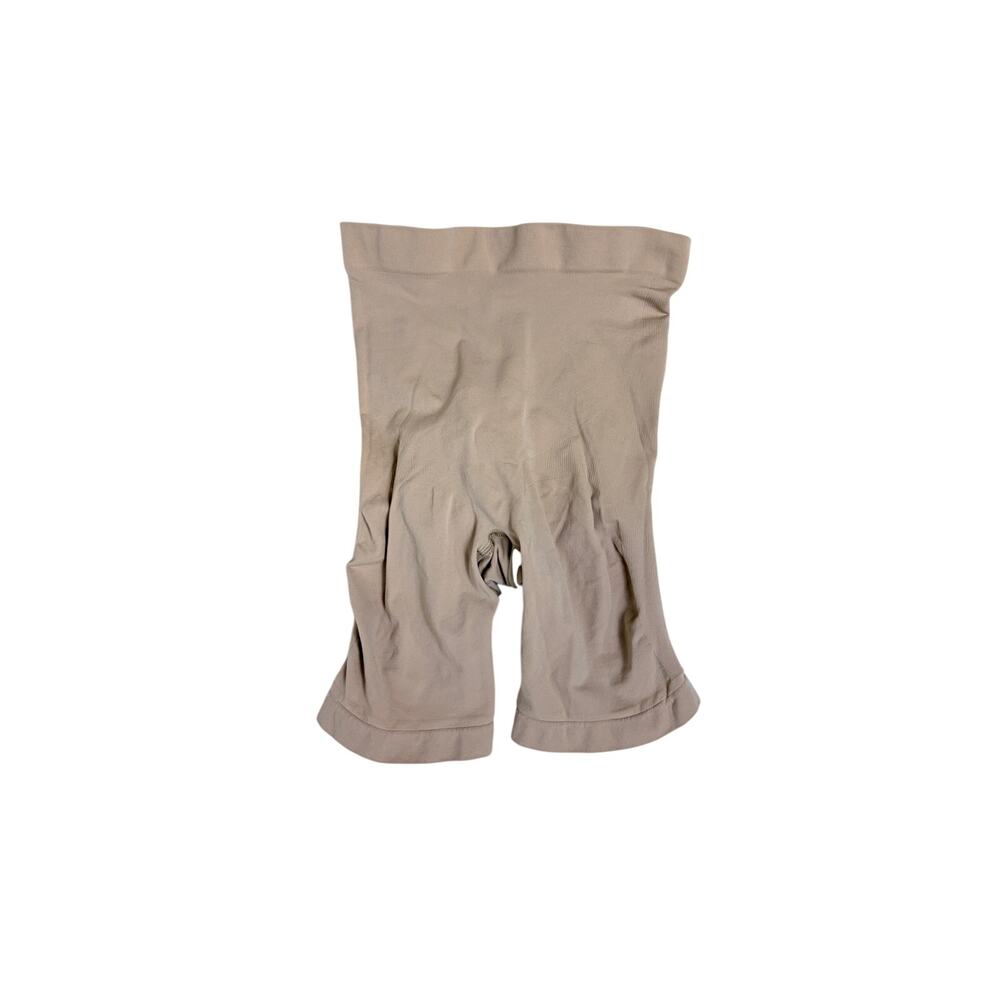 SKIMS Sand Seamless Sculpt High Waisted Short - Women’s Size Small NWOT Tan